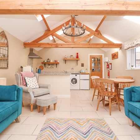 The Stables Villa Driffield Dış mekan fotoğraf